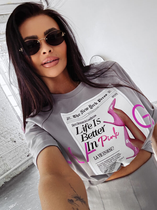 T-shirt damski z nadrukiem oversize CHERISH OLAVOGA szary , olavoga cherish , olavoga wyprzedaż , olavoga wyprzedaz , olavoga zdjęcia , olavoga butiki partnerskie , koszulka damska olavoga , koszulka olavoga , koszulka olv , olavoga cherish , olavoga wyprzedaż , olavoga wyprzedaz , olavoga zdjęcia , olavoga butiki partnerskie , koszulka damska olavoga , koszulka olavoga , koszulka olv , butik olv , olavoga sklep online , ola voga , butik olavoga , olavoga sklep , tshirt olavoga ,