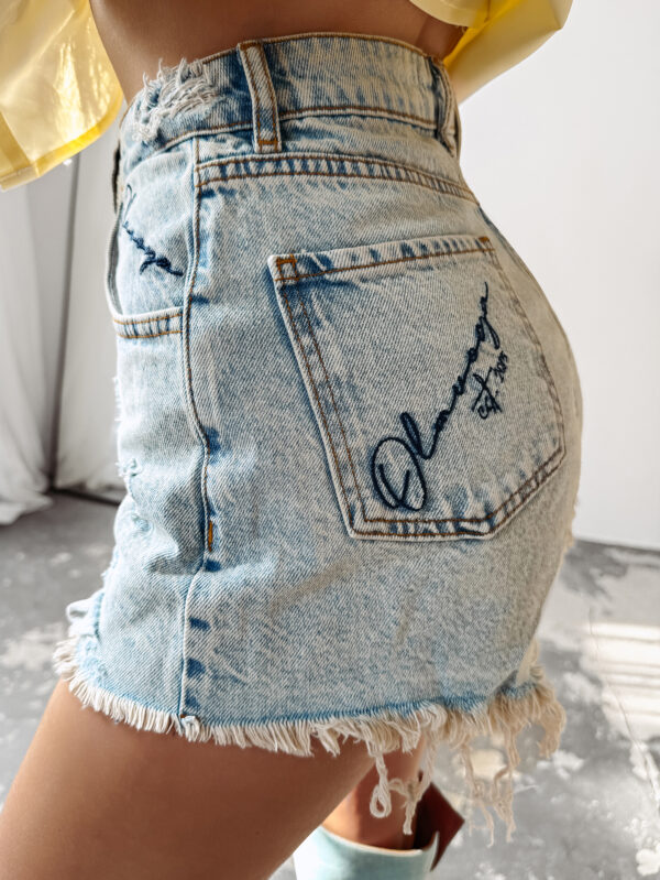 Spodenki damskie szorty jeansowe DREAMLIKE OLAVOGA niebieski , butik olv , olavoga sklep online , ola voga , butik olavoga , sklep olavoga , spodenki olavoga , szorty olavoga , olavoga dreamlike ,