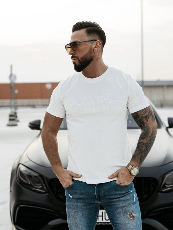 T-shirt męski klasyczny GO OLAVOGA ecru , butik olv , olavoga sklep online , ola voga , butik olavoga , sklep olavoga , t-shirt olavoga , olavoga men , ecru tshirt męski , klasyczny tshirt olavoga , olavoga go ,