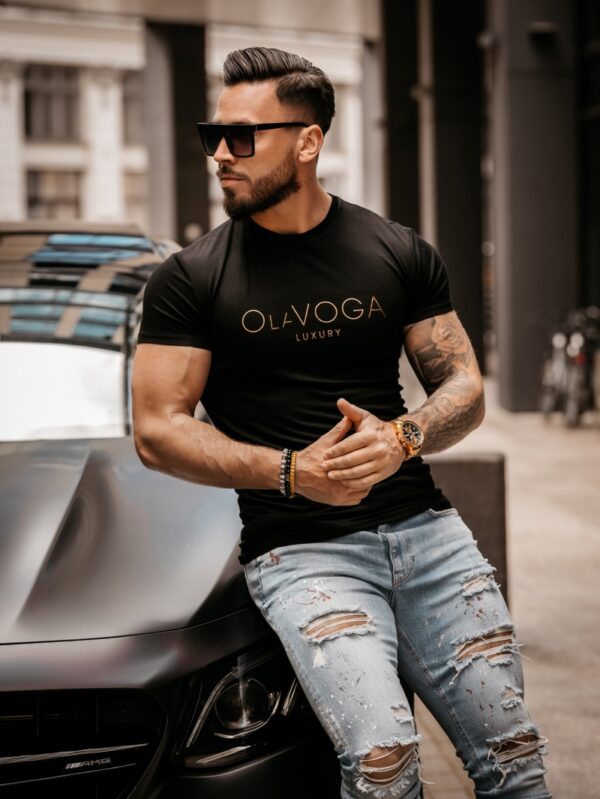 T-shirt męski slim fit HUGO OLAVOGA czarny , olavoga męskie , olavoga wyprzedaż , olavoga wyprzedaz , olavoga zdjęcia , olavoga butiki partnerskie , koszulka męska olavoga , butik olv , olavoga sklep online , ola voga , butik olavoga , sklep olavoga , t-shirt olavoga , olavoga men , czarny tshirt męski , klasyczny tshirt olavoga , olavoga hugo , męski tshirt olv , Hugo olv , męski tshirt olavoga ,