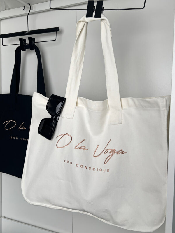 Torba bawełniana ECO CONSCIOUS maxi OLAVOGA ecru , butik olv , olavoga sklep online , ola voga , butik olavoga , sklep olavoga , torba olavoga , torba olv , olavoga eco conscious , eco conscious olv , ecru torba olavoga , ecru torba olv , torba olavoga maxi , duża torba olavoga , bawełniana duża torba olavoga ,