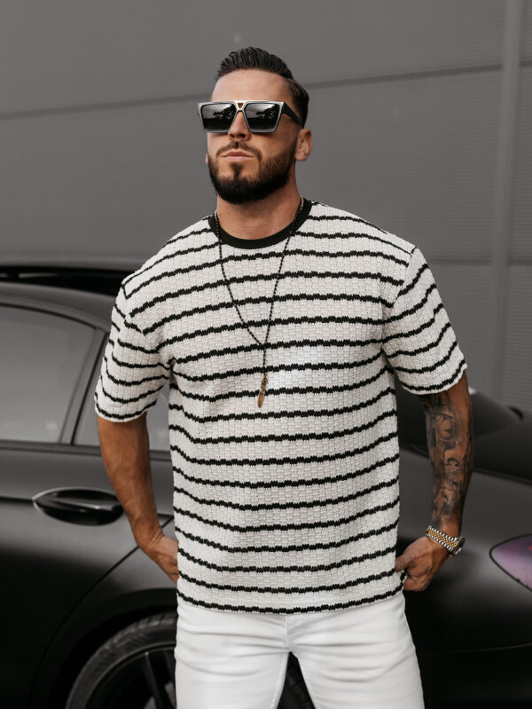 T-shirt męski dzianinowy w paski STRIP OLAVOGA ecru , olavoga butik partnerski , olavoga , olavoga wyprzedaż , olavoga wyprzedaz , olavoga zdjęcia , olavoga butiki partnerskie , butik olv , olavoga sklep online , ola voga , butik olavoga , sklep olavoga , sklep olv , olavoga shop , olv shop , t-shirt olavoga , olavoga men , biały tshirt męski , klasyczny tshirt olavoga , olavoga strip , męski tshirt olv , strip olv , męski tshirt olavoga , basic strip olv , basic strip olavoga , basic męski olv , basic męski olavoga , koszulka męska olavoga , koszulka męska olv , koszulka męska strip , koszulka biała olavoga , koszulka biała olv , white tshirt men , strip , koszulka dzianinowa olavoga ,