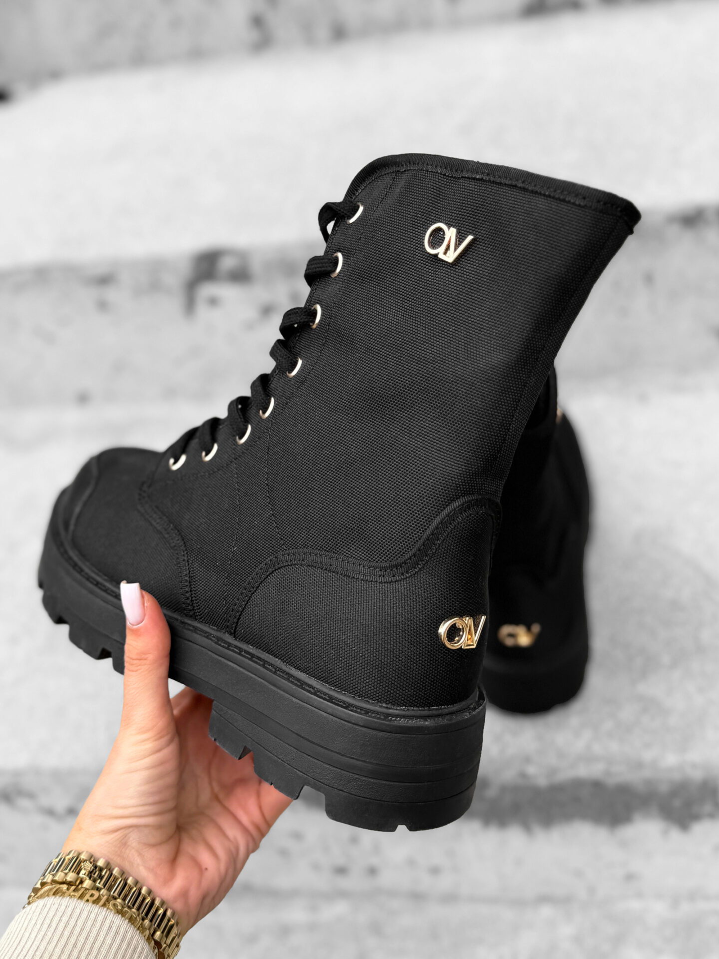 Workery damskie OLAVOGA PASSY czarne , 36 , 37 , 38 , 39 , 40 , 41 , nowa kolekcja , najnowsza kolekcja , new , sprzedaż , butik partnerski , wyprzedaż , wyprzedaz , zdjęcia , butiki partnerskie , butik olv , sklep online , ola voga , o la voga , butik , sklep , olv , shop , women , jesienne , najmodniejsze ,