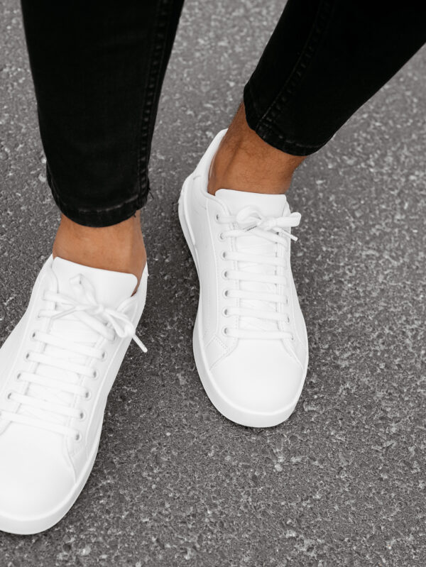 Buty sportowe męskie PRIVE OLAVOGA ecru , 41 , 42 , 43 , 44 , 45 , 46 , nowa kolekcja , najnowsza kolekcja , new , sprzedaż , butik partnerski , wyprzedaż , wyprzedaz , zdjęcia , butiki partnerskie , butik olv , sklep online , ola voga , o la voga , butik , sklep , olv , shop , men , jesienne , najmodniejsze , trampki , białe ,