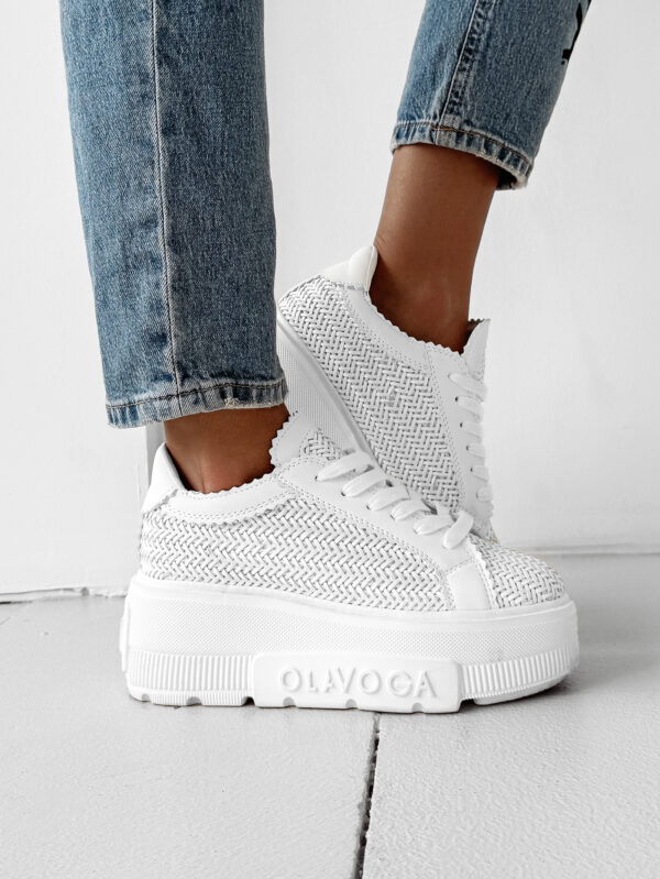 Buty damskie olavoga VACANCY ecru , 36 , 37 , 38 , 39 , 40 , 41 , nowa kolekcja , najnowsza kolekcja , new , sprzedaż , butik partnerski , wyprzedaż , wyprzedaz , zdjęcia , butiki partnerskie , butik olv , sklep online , ola voga , o la voga , butik , sklep , olv , shop , women , jesienne , najmodniejsze , trampki , białe ,