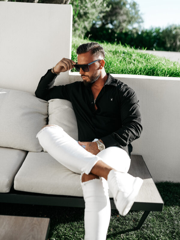 Koszula męska OLAVOGA GASTON czarna , m , l , xl , nowa kolekcja , najnowsza kolekcja , new , sprzedaż , butik partnerski , wyprzedaż , wyprzedaz , zdjęcia , butiki partnerskie , butik olv , sklep online , ola voga , o la voga , butik , sklep , olv , shop , jeansowa , men , black , jesienna , dopasowana , klasyczna , beige , elegancka ,