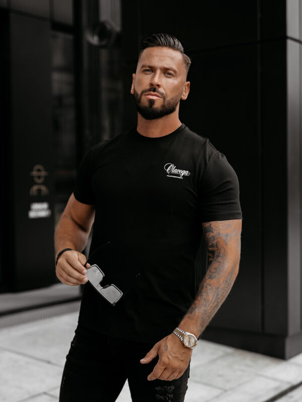 T-shirt męski oversiz'owy SORO OLAVOGA czarny , m , l , xl , nowa kolekcja , new , sprzedaż , olavoga warszawa , najnowsza kolekcja , butik partnerski , wyprzedaż , wyprzedaz , o la voga , zdjęcia , butiki partnerskie , butik olv , sklep online , ola voga , butik , sklep , olv , shop , men , tshirt , męski , klasyczny , basic , koszulka męska olv , koszulka , błękitna , tshirt men , slim , koszulka bawełniana , blue , męska , beige , z logo , black , white , biała ,