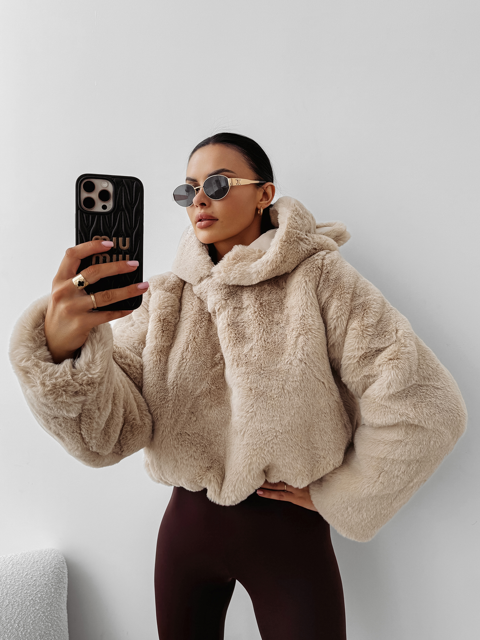 Bluza damska OLAVOGA ELIOLIE beż , zakupy , s , m , l , nowa kolekcja , najnowsza kolekcja , new , sprzedaż , butik partnerski , wyprzedaż , wyprzedaz , zdjęcia , butiki partnerskie , butik olv , sklep online , ola voga , o la voga , butik , sklep , olv , shop , women , kobiece , kobiecy ,