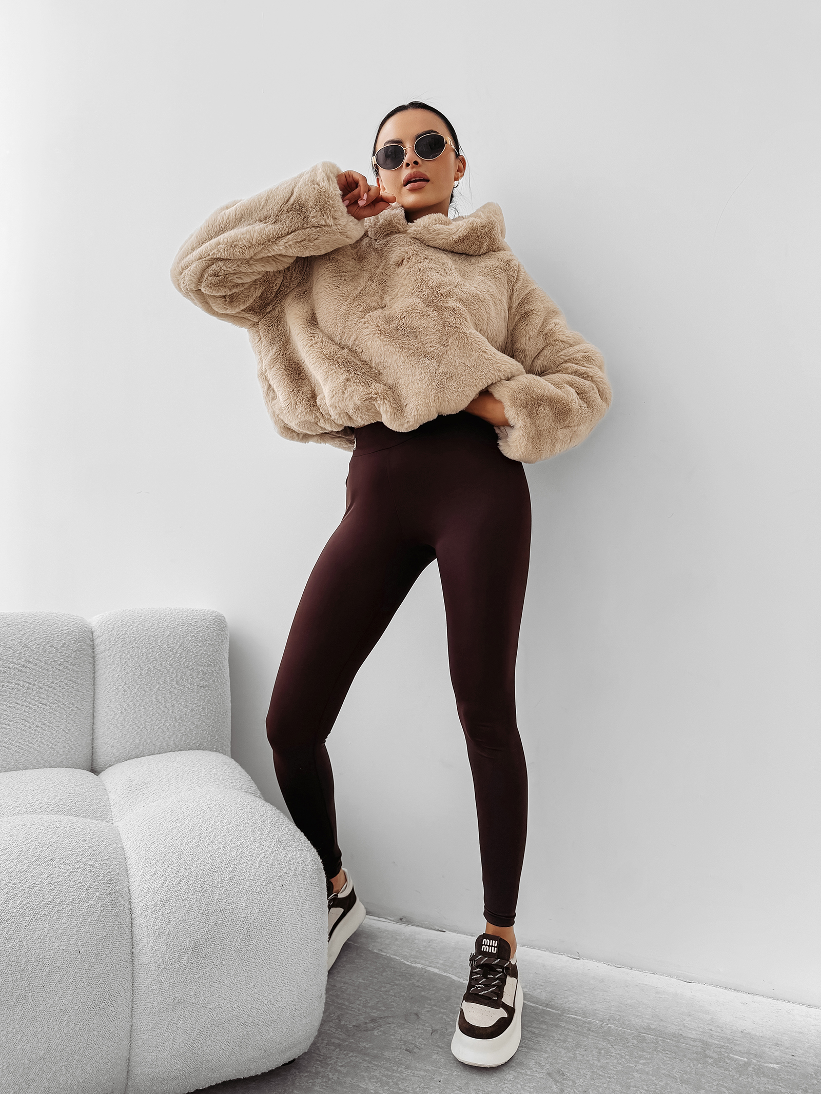 Bluza damska OLAVOGA ELIOLIE beż , zakupy , s , m , l , nowa kolekcja , najnowsza kolekcja , new , sprzedaż , butik partnerski , wyprzedaż , wyprzedaz , zdjęcia , butiki partnerskie , butik olv , sklep online , ola voga , o la voga , butik , sklep , olv , shop , women , kobiece , kobiecy ,