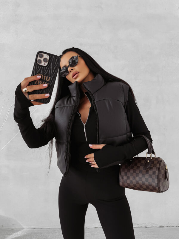 Kamizelka damska OLAVOGA PUFF CLOUD czarna , zakupy , s , m , l , nowa kolekcja , najnowsza kolekcja , new , sprzedaż , butik partnerski , wyprzedaż , wyprzedaz , zdjęcia , butiki partnerskie , butik olv , sklep online , ola voga , o la voga , butik , sklep , olv , shop , women , kobiece , kobiecy ,