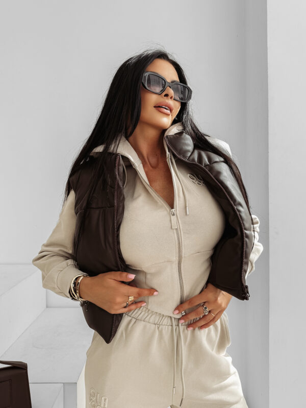 Kamizelka damska OLAVOGA PUFF CLOUD czekoladowa , zakupy , s , m , l , nowa kolekcja , najnowsza kolekcja , new , sprzedaż , butik partnerski , wyprzedaż , wyprzedaz , zdjęcia , butiki partnerskie , butik olv , sklep online , ola voga , o la voga , butik , sklep , olv , shop , women , kobiece , kobiecy ,