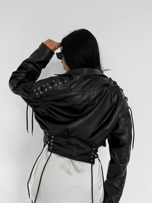 Kurtka damska OLAVOGA RAVEN EDGE czarna ,zakupy , s , m , l , nowa kolekcja , najnowsza kolekcja , new , sprzedaż , butik partnerski , wyprzedaż , wyprzedaz , zdjęcia , butiki partnerskie , butik olv , sklep online , ola voga , o la voga , butik , sklep , olv , shop , women , kobiece , kobiecy ,