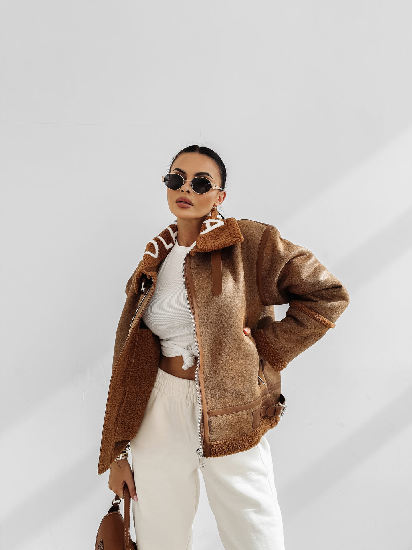 Kurtka damska OLAVOGA LENNOX karmelowa , Olavoga moda damska butik internetowy, MadamRock kobieca kolekcja butik partnerski, Olavoga elegancki look damski sklep online, Olavoga kobieca moda butik partnerski, MadamRock styl damski butik online, Olavoga casual kobiecy vibe butik internetowy, Olavoga trendy kolekcja damska butik partnerski, MadamRock i Olavoga butik damski premium, Olavoga kobiecy stylizacje butik online, Olavoga butik partnerski kobieca moda casual, MadamRock moda kobieca butik internetowy, Olavoga elegancka kobieca moda butik premium, Olavoga casual damski look butik partnerski, MadamRock trendy kobieca moda butik internetowy, Olavoga butik partnerski damski vibe premium, moda damska butik internetowy casual, kobiecy look butik partnerski online, luksusowa moda damska sklep internetowy, trendy kobiecy vibe butik online, casual moda damska butik internetowy, moda kobieca premium butik partnerski, minimalistyczny look damski butik online, street style damski butik internetowy, codzienna kobieca moda sklep online, moda damska butik online premium, trendy look kobiecy butik internetowy, casual kobiecy outfit butik partnerski, moda damska elegancka butik online, kobieca moda butik partnerski premium ,