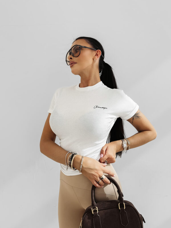 T-shirt damski OLAVOGA FIOERY ecru , Olavoga kobieca moda butik internetowy, MadamRock trendy look damski butik partnerski, Olavoga elegancka moda damska sklep online, Olavoga casual kobiecy vibe butik, MadamRock butik kobiecy premium kolekcja, Olavoga butik partnerski kobiecy styl, Olavoga fashion woman butik internetowy casual, MadamRock i Olavoga damski look butik online, Olavoga kobiecy outfit butik partnerski, Olavoga luksusowa moda kobieca butik internetowy, MadamRock moda damska butik partnerski premium, Olavoga kolekcja kobieca butik online, Olavoga butik partnerski damska elegancja, MadamRock kobiecy vibe butik internetowy, Olavoga trendy kobieca moda butik partnerski, Olavoga casual look damski butik internetowy, MadamRock butik damski casual vibe, Olavoga kobiecy styl premium butik partnerski, Olavoga butik internetowy kobieca moda premium, MadamRock trendy damski look sklep online, moda damska butik partnerski online, kobiecy casual look butik internetowy, elegancki outfit kobiecy butik partnerski, streetwear kobiecy butik internetowy, nowoczesna kobieca moda sklep online, kapsułowa moda damska butik partnerski, casual vibe kobiecy butik online, kobiecy styl butik internetowy casual, luksusowa moda damska butik partnerski, codzienny look damski sklep internetowy