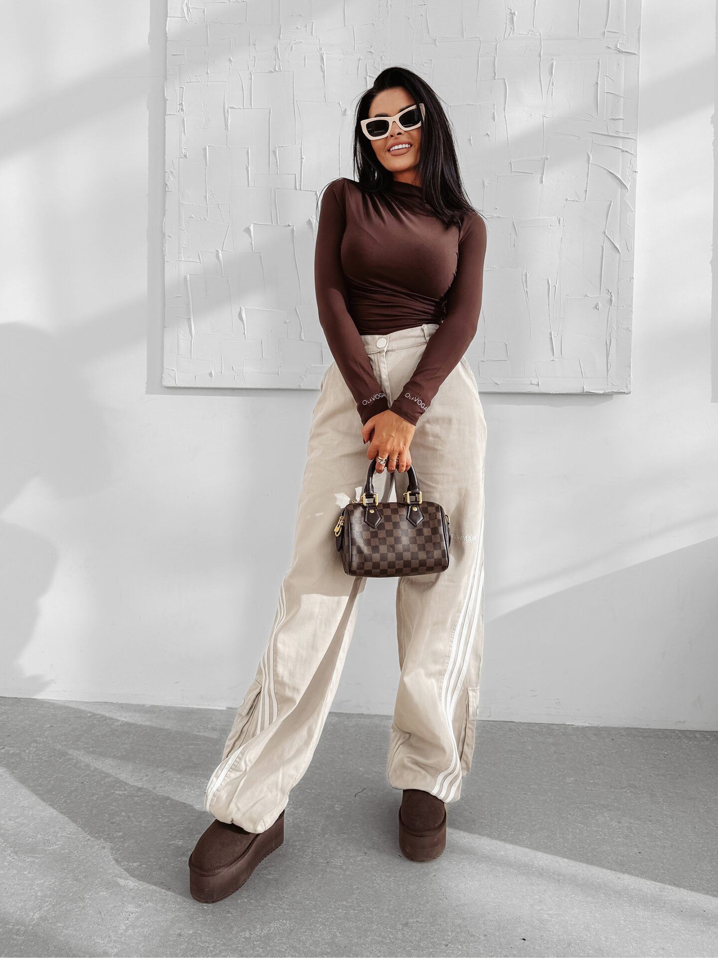 Bluzka damska OLAVOGA NERELIA czekoladowa