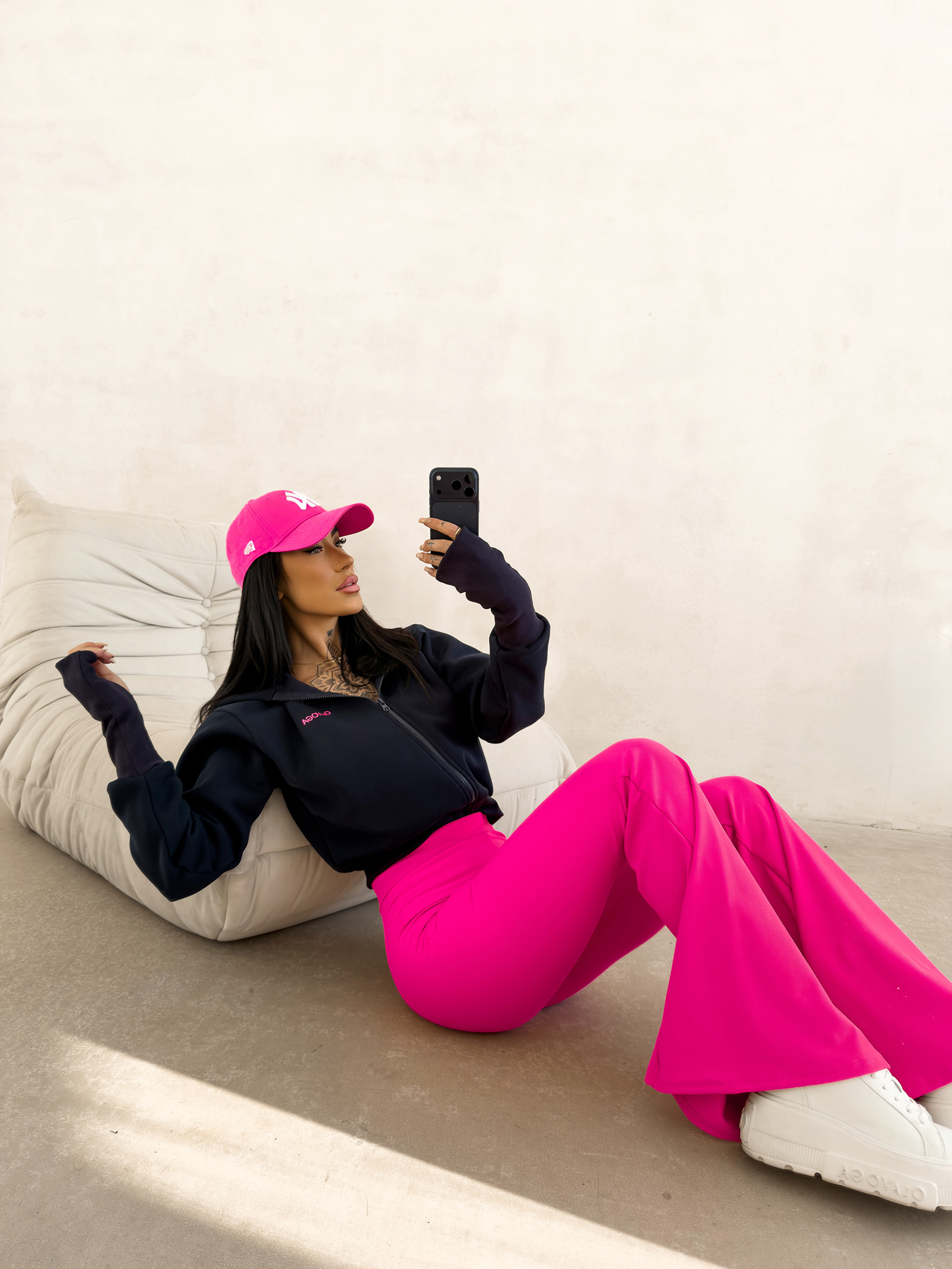 Bluza damska OLAVOGA LUMINK granatowa - obrazek 4