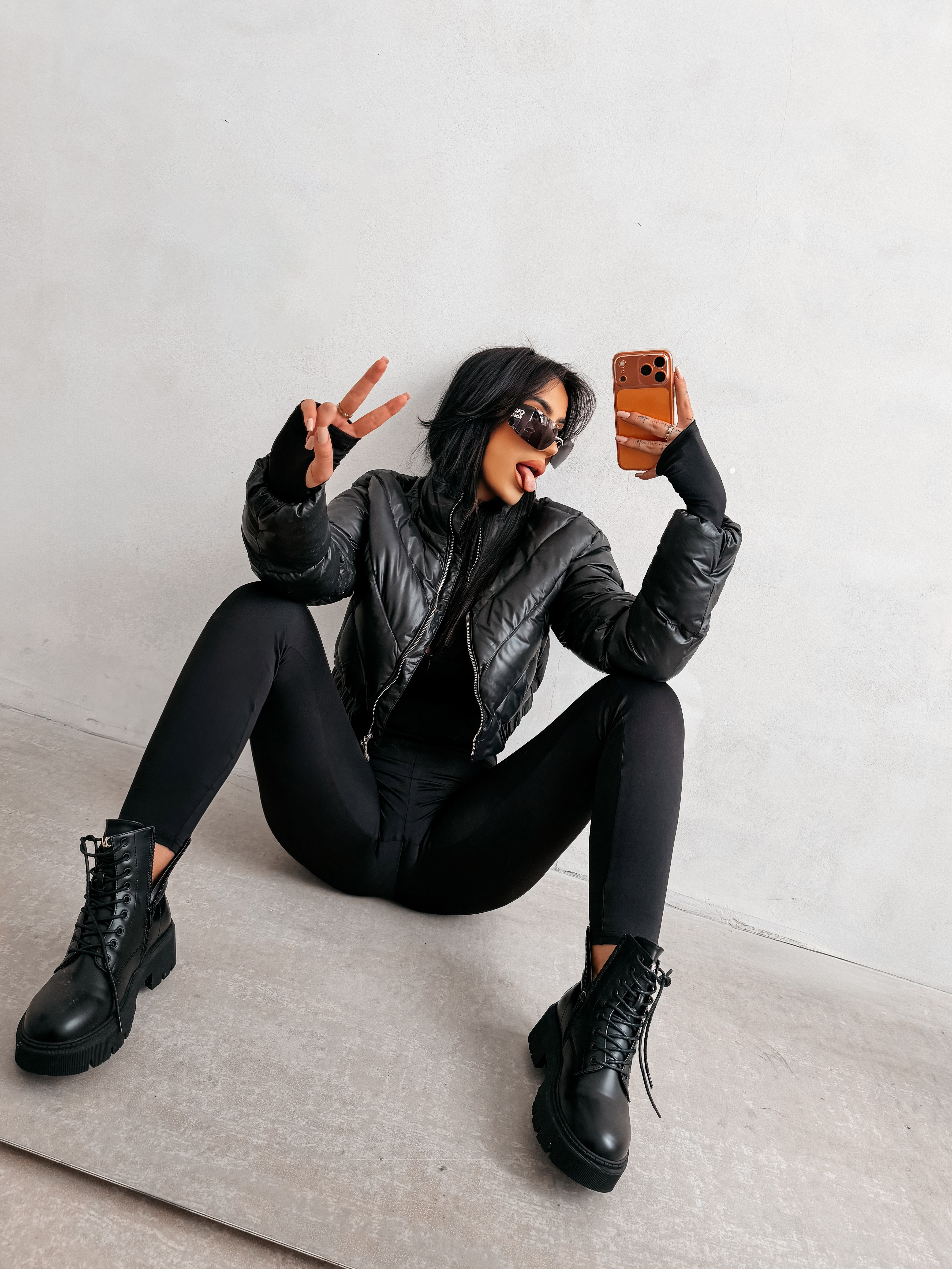 Kurtka damska OLAVOGA TAZZU czarna - obrazek 2