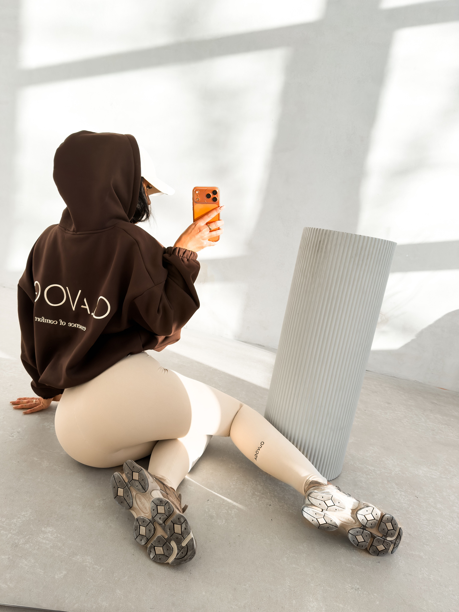 Legginsy damskie OLAVOGA FLEXIBLE beżowe - obrazek 3