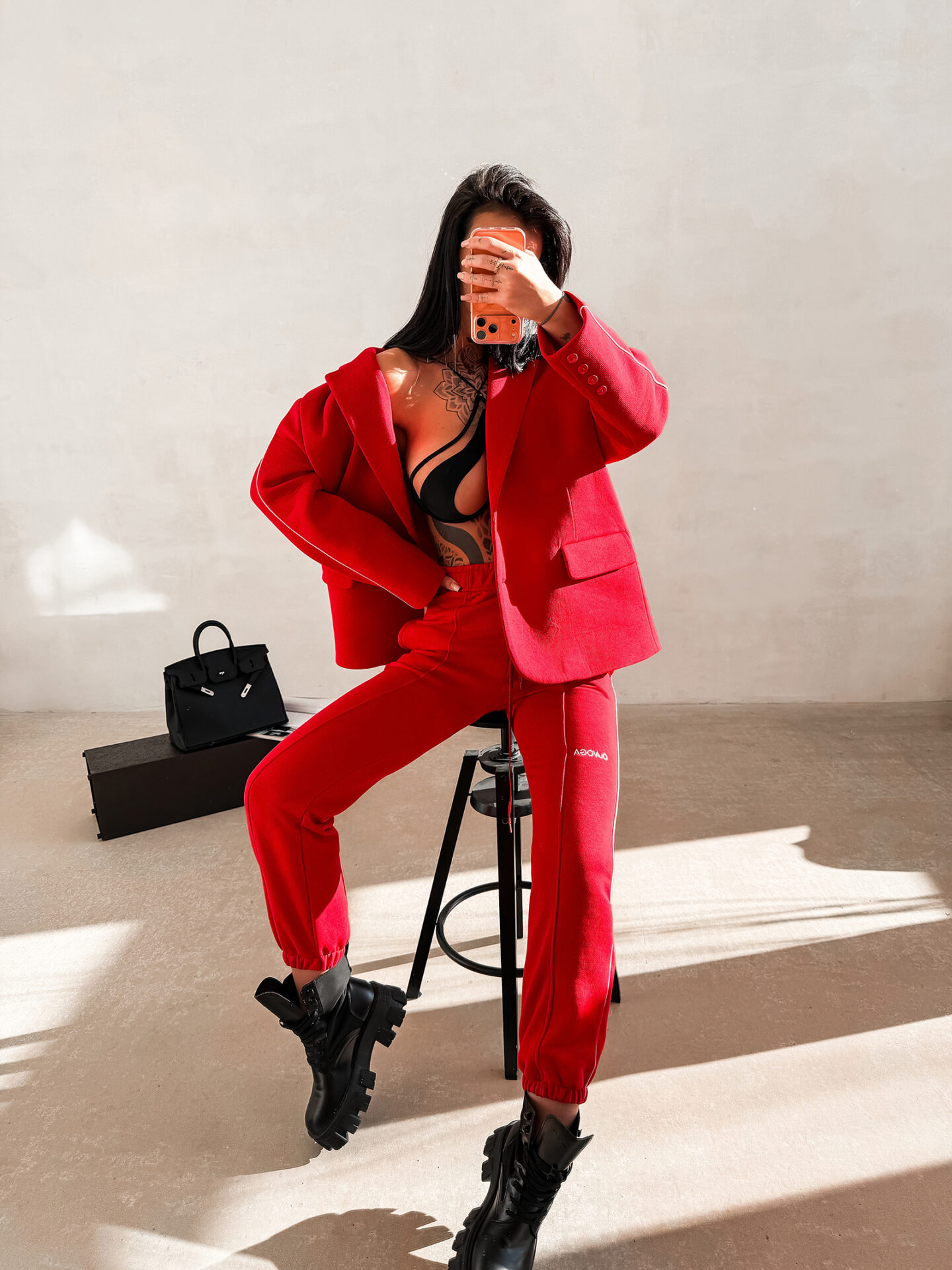 Marynarka damska OLAVOGA REFINE czerwona - obrazek 3