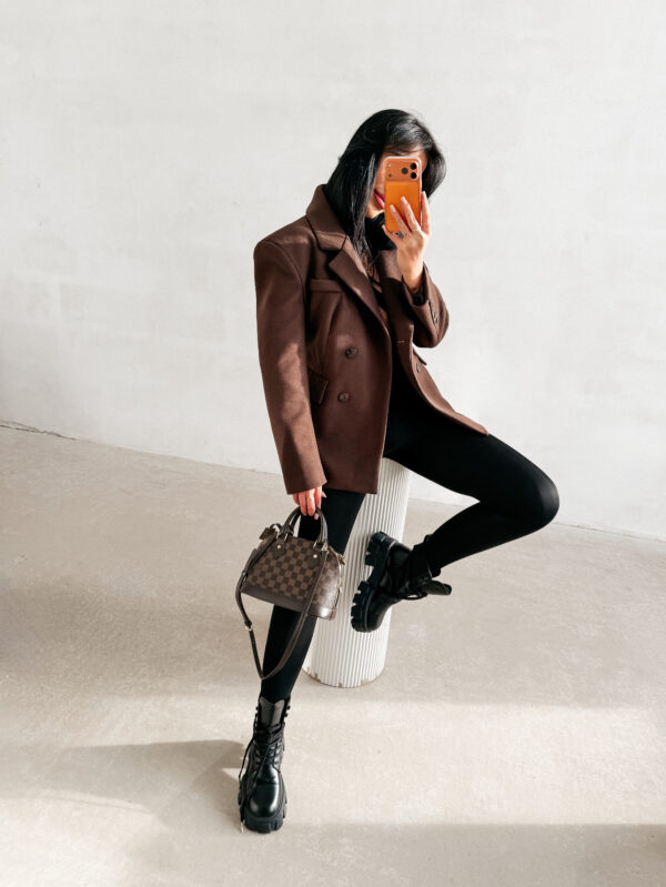 Marynarka damska OLAVOGA HUSH brązowa