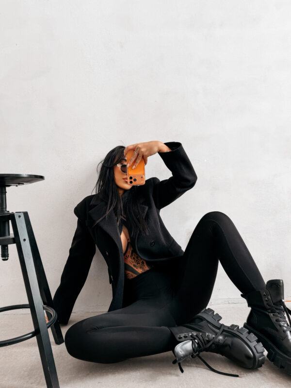 Marynarka damska OLAVOGA HUSH czarna