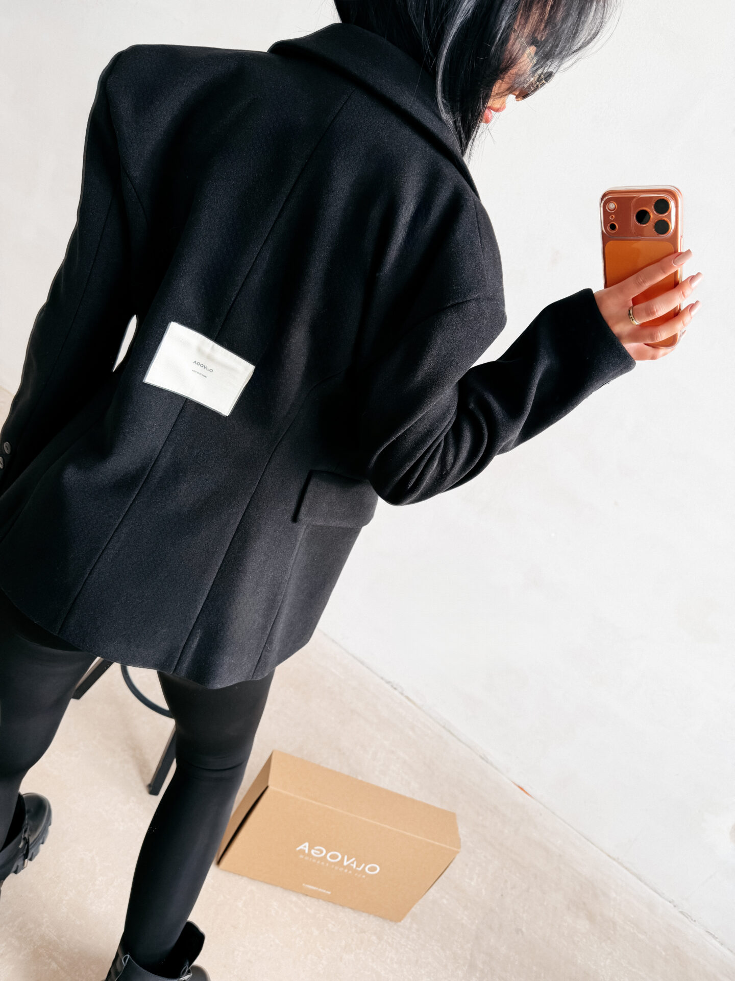 Marynarka damska OLAVOGA HUSH czarna