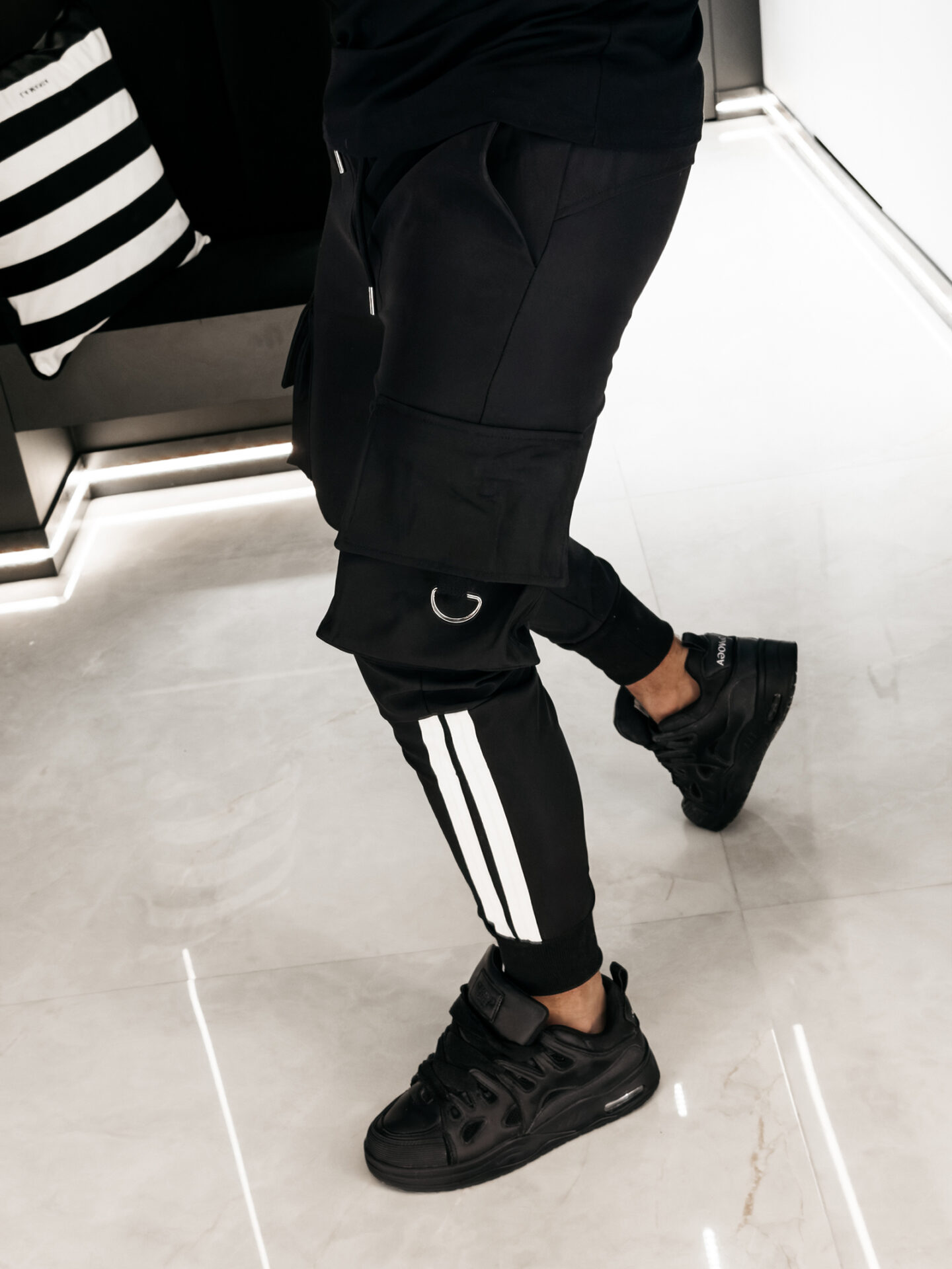 Spodnie męskie OLAVOGA CASTON czarne - obrazek 4