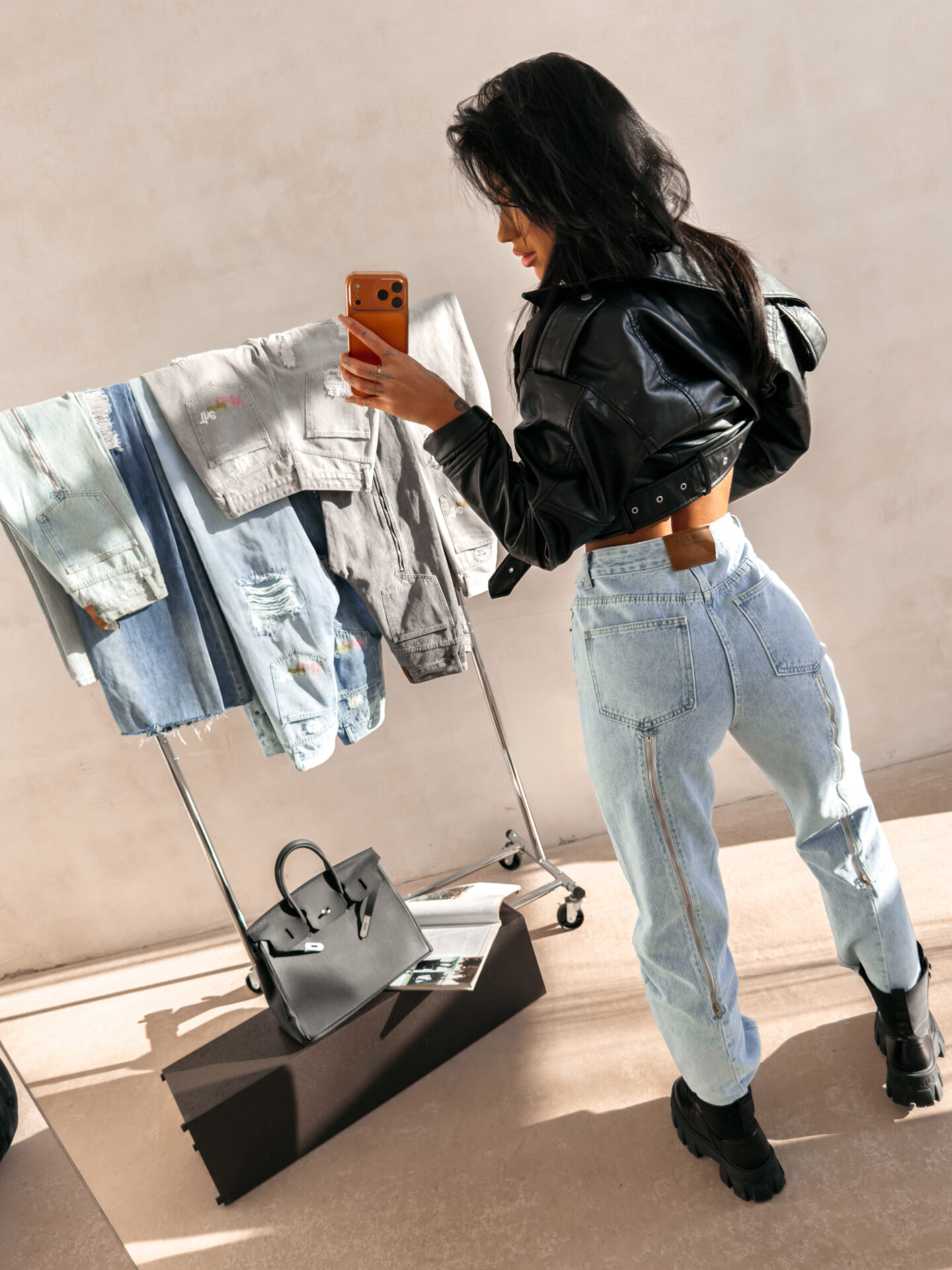 Spodnie damskie OLAVOGA SKYLINE jasnoniebieskie - obrazek 6